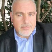 Paul 54 года (Телец) хочет познакомиться в Канберре