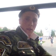 Артем 22 года (Близнецы) хочет познакомиться в Рогачеве