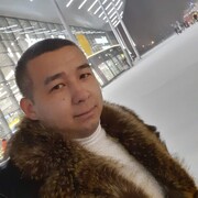 Артем Иванчиков 26 лет (Рак) хочет познакомиться в Хабаровске
