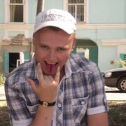 Подружиться с пользователем Василяка Артур 29 лет (Водолей)