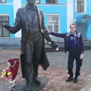 Илья Гуськов 27 лет (Близнецы) хочет познакомиться в Вязниках