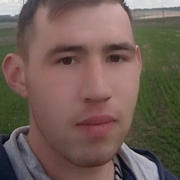 Юрий, 26, Урмары