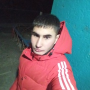 Максим, 22, Оловянная