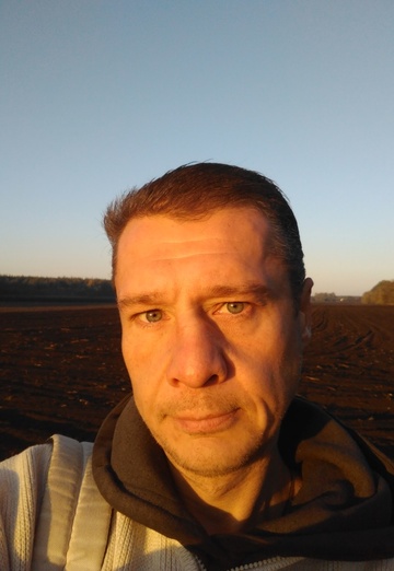 Моя фотография - Андрей, 45 из Каменское (@andrey691534)
