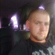 Максим, 29, Урай