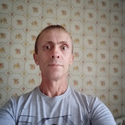 Саша, 42, Покровка