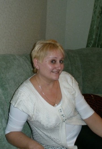 Моя фотография - Елена, 56 из Харцызск (@lenahlustova)