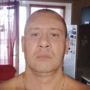 Олег, 42, Владимир