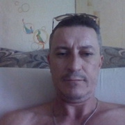 илья, 45, Горбатовка