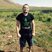 Андрей, 32, Уяр