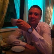 Александр, 30, Карпинск