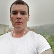 Александр, 32, Владивосток