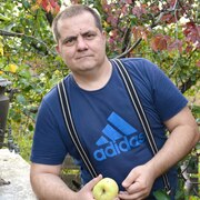 Олег, 48, Отрадный