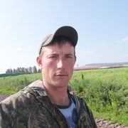 Анатолий, 30, Ужур