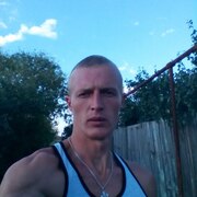 Олег, 33, Поворино