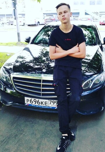 Моя фотография - Андрей, 19 из Москва (@andrey716308)