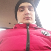 Александр, 22, Карасук