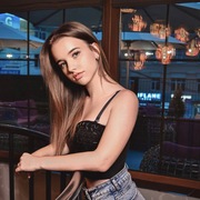 Анастасия 18 лет (Водолей) хочет познакомиться в Днепре