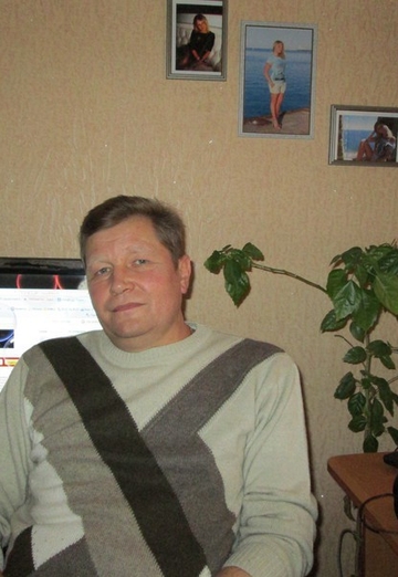 Моя фотография - Олег, 57 из Снежное (@pavlichenko-67)