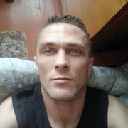ЖеКа, 36, Коноша