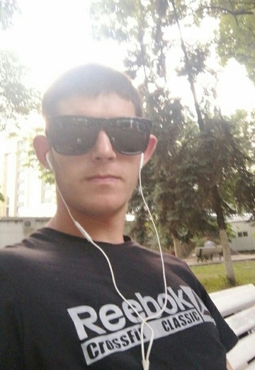 Моя фотография - Андрей, 23 из Жирновск (@andrey823421)