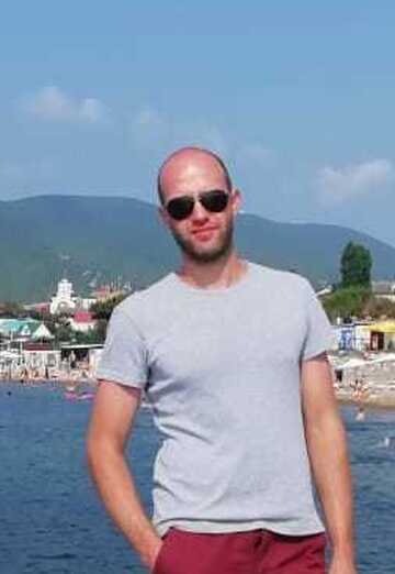 Моя фотография - Андрей, 41 из Щелково (@karyuhinandrej)