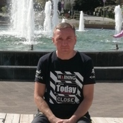 Сергей, 43, Барсуки