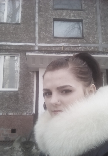 Моя фотография - Анютка, 31 из Чернигов (@anyutalazorishina)