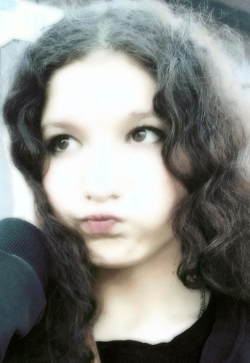 Моя фотография - Диана, 19 из Волжский (@iloveyou1300)