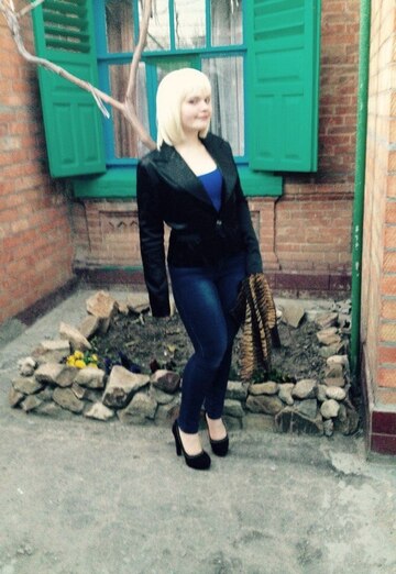 La mia foto - Anastasiya, 31 di Ejsk (@anastasiya43032)
