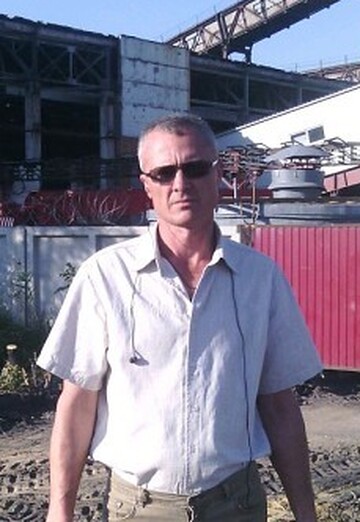 Моя фотография - Валерий, 49 из Павлоград (@valeriy80915)