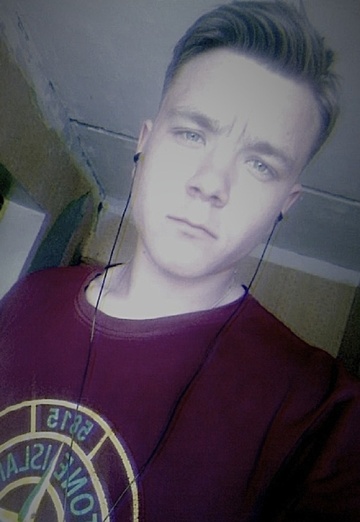 Моя фотография - Дмитрий, 23 из Козельск (@romanovich09)