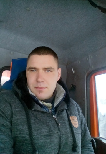 Моя фотография - Богдан, 26 из Хмельницкий (@bogdan16495)