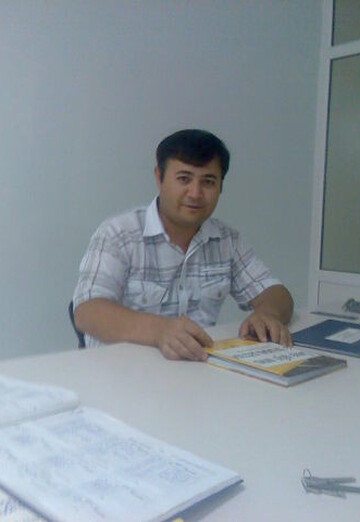 Моя фотография - Бахром, 40 из Ташкент (@luchsheeimyanasvete5757)