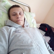 Артём, 23, Новоорск