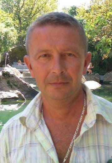 Моя фотография - Юрий, 54 из Донецк (@uriy170448)