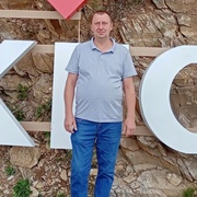 Дмитрий, 47, Межгорье