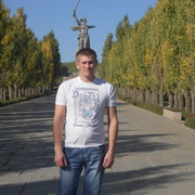 Александр, 43, Александровск