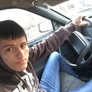 Андрей Гавриков, 24, Дубенский