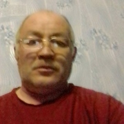 Юрий, 48, Воткинск