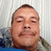 Василий, 39, Урай