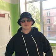Данил, 20, Ачинск