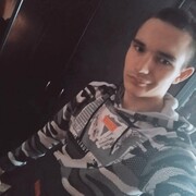 Олег, 21, Дорогобуж
