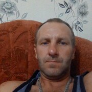 Oleg, 44, Михайловка
