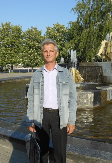 Моя фотография - Виктор, 63 из Кременчуг (@viktor132149)