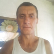 Олег, 42, Киев
