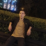 Владимир, 19, Пласт