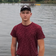 Виктор, 18, Бийск