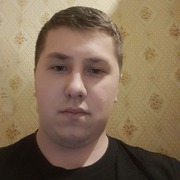 Олег, 23, Пушкинские Горы