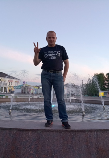Моя фотография - Виталий, 43 из Бежецк (@vitaliy36759)